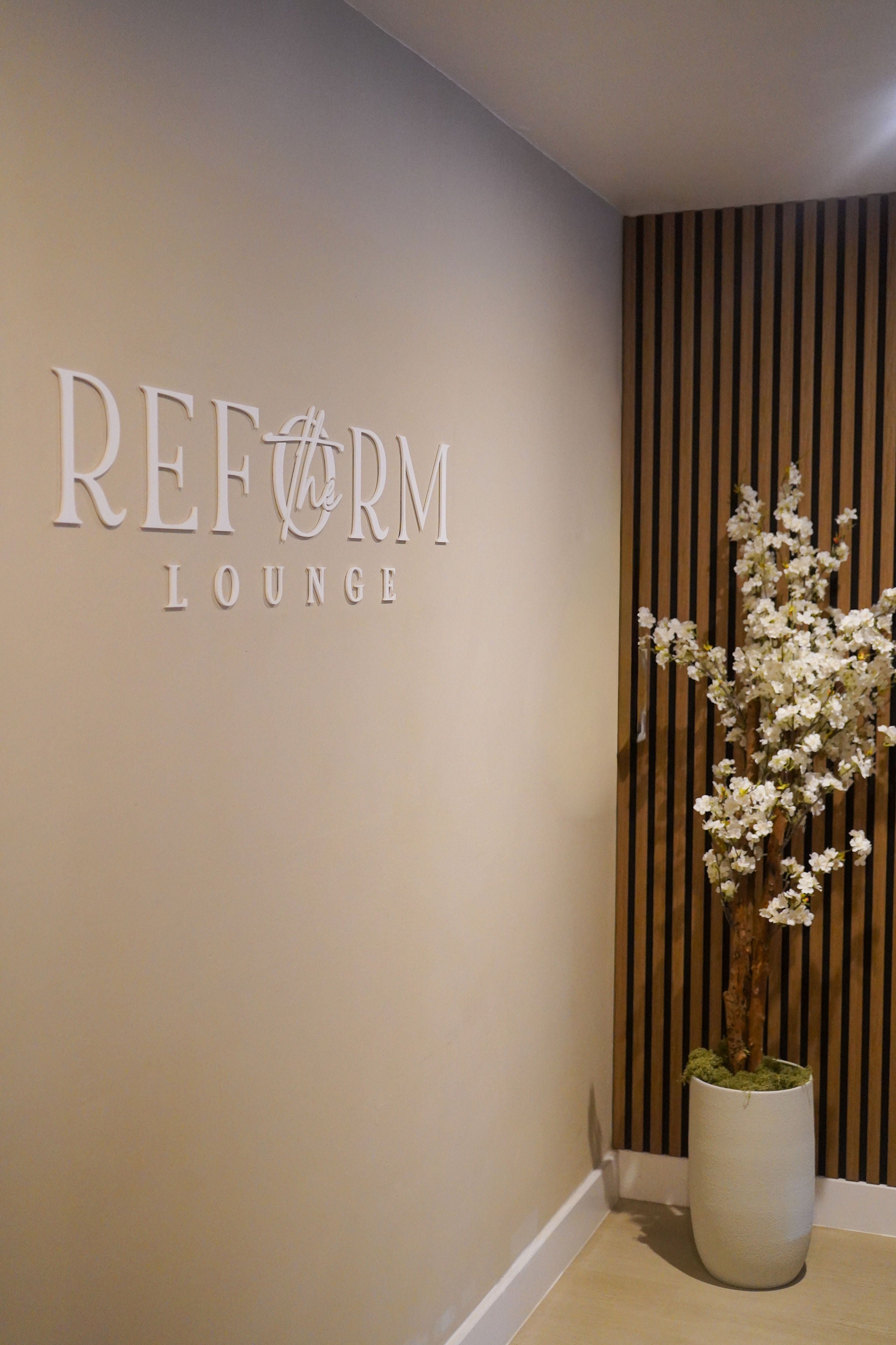 Inside The Reform Lounge